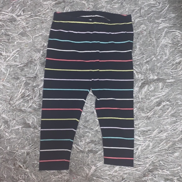 Toddler girl bundle! 3 leggings and 1 sweater - Picture 6 of 7
